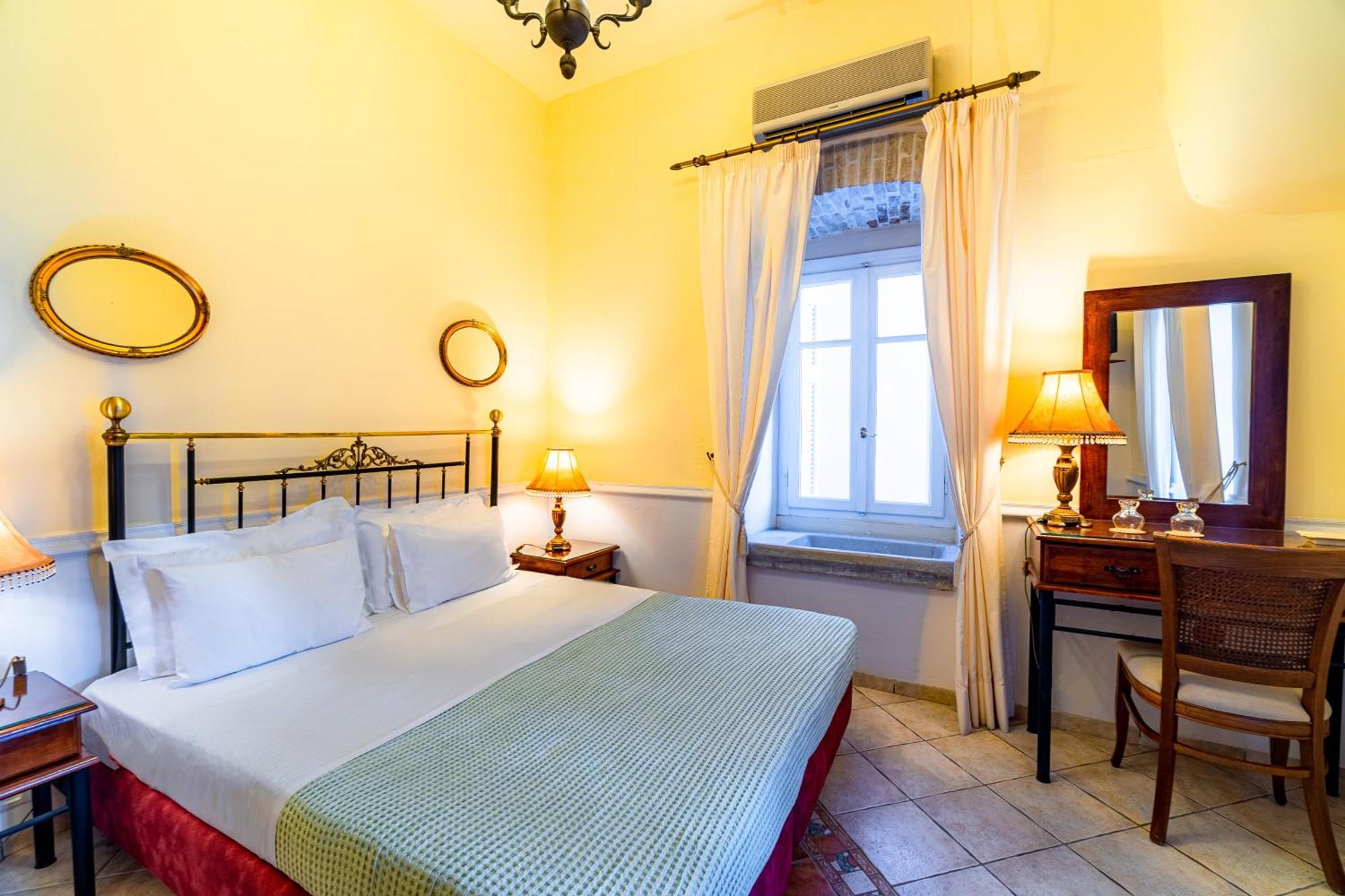 Archontiko Eleni Hotel Andros Town Bagian luar foto
